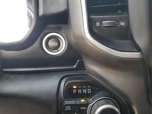 Used 2020 RAM 1500 Big Horn AWD/4WD image 20