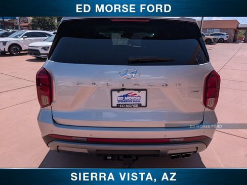 Used 2025 Hyundai Palisade Limited AWD/4WD image 4