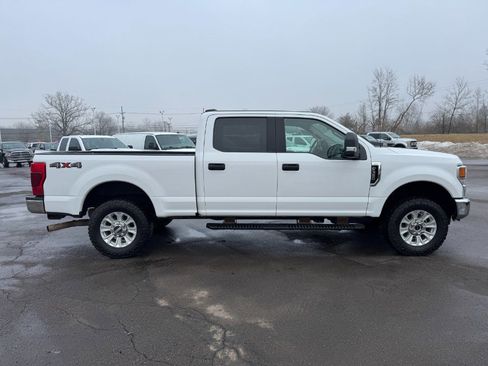 Used 2020 Ford F350 XLT w/ Camper Package image 6
