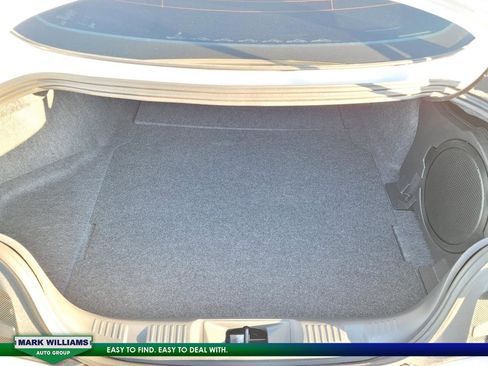 Used 2024 Ford Mustang GT Premium image 28