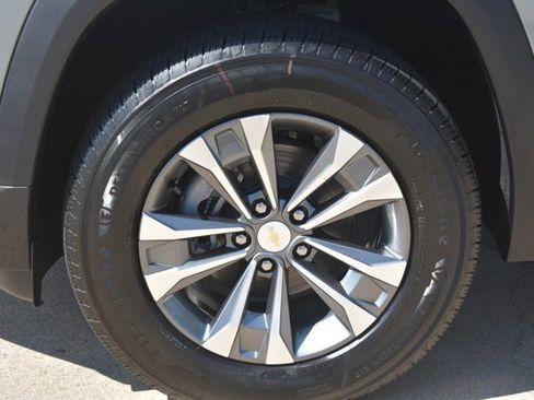 New 2026 Chevrolet Equinox LT FWD image 10