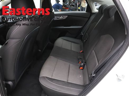 Used 2022 Kia Forte LXS FWD image 20