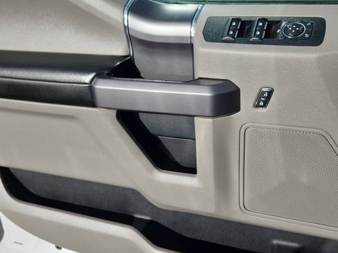 Used 2019 Ford F150 XLT w/ Equipment Group 301A Mid image 8