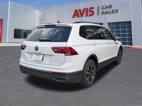 Used 2024 Volkswagen Tiguan S image 6