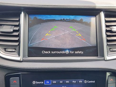 Used 2019 INFINITI QX50 Luxe FWD image 18