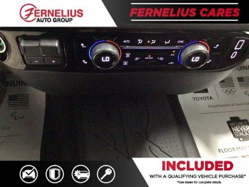 Used 2025 Chevrolet Silverado 1500 LT AWD/4WD image 30