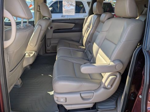Used 2016 Honda Odyssey Touring image 12