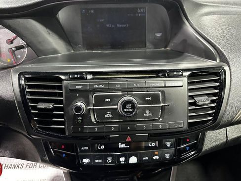 Used 2016 Honda Accord Sport image 14