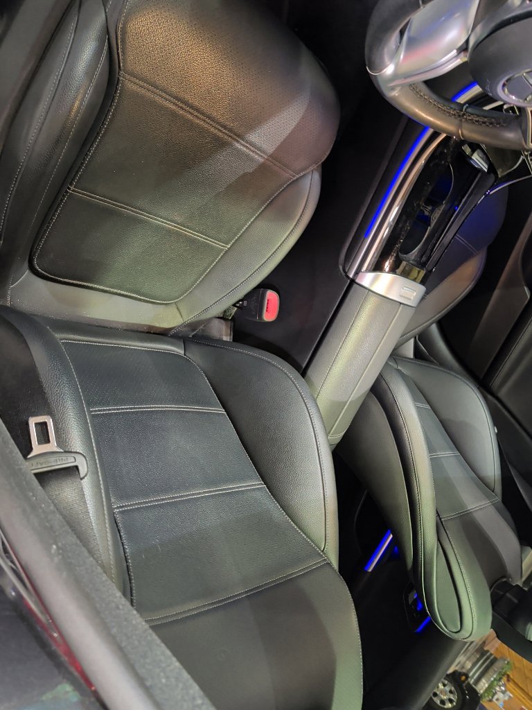 Used 2022 Mercedes-Benz C 300 4MATIC Sedan image 6
