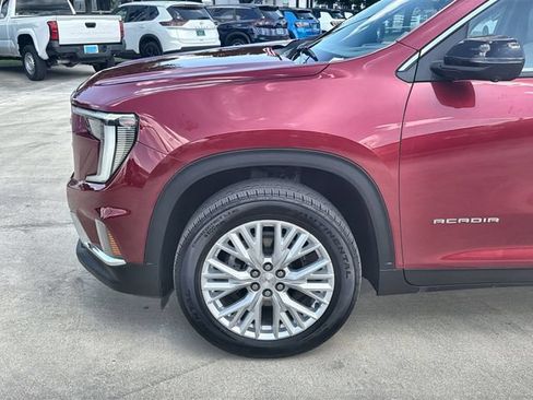 Certified 2026 GMC Acadia Elevation w/ Elevation Premium Package FWD image 32