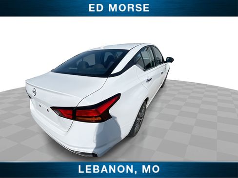 Used 2025 Nissan Altima 2.5 SV FWD image 8