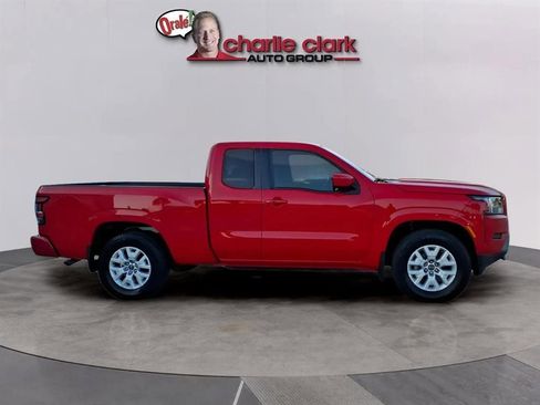 Used 2023 Nissan Frontier SV w/ Technology Package image 6