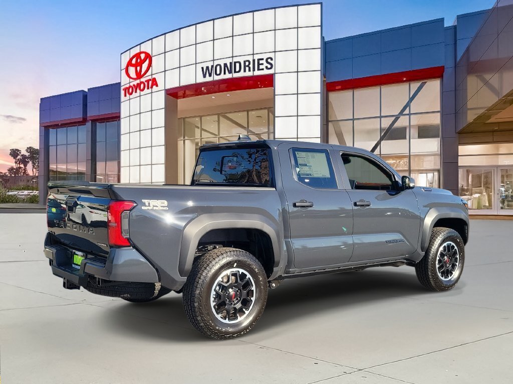 New 2026 Toyota Tacoma TRD Off-Road w/ TRD Off Road Upgrade Package AWD/4WD image 4