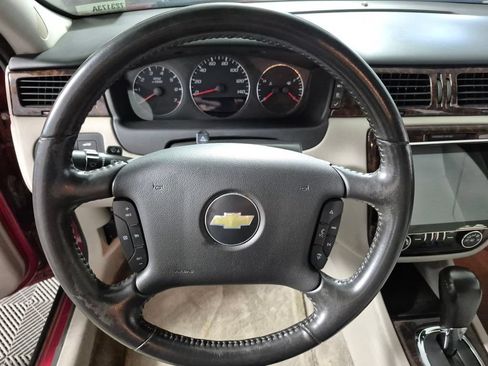 Used 2014 Chevrolet Impala LT w/ LT Sunroof Package FWD image 11