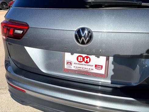 Used 2024 Volkswagen Tiguan S image 28