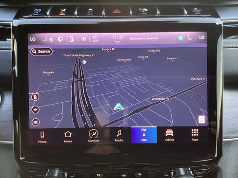 Used 2023 Jeep Grand Cherokee Overland w/ Advanced Protech Group III image 6