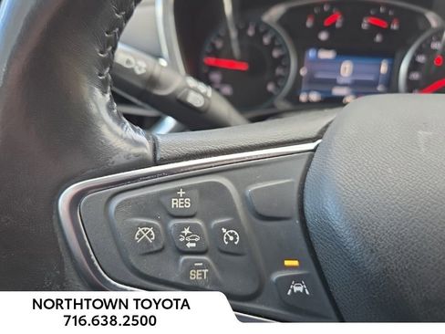 Used 2021 Chevrolet Equinox LT image 22