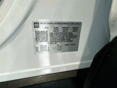 Used 2026 Chevrolet Equinox ACTIV FWD image 36
