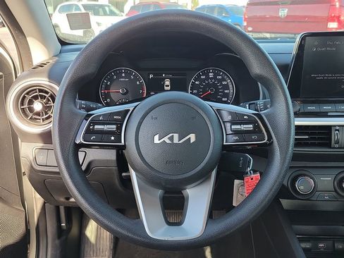 Used 2024 Kia Forte LXS image 19