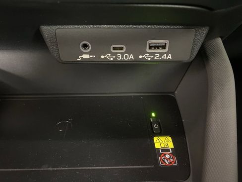 Used 2025 Subaru Forester Sport image 25