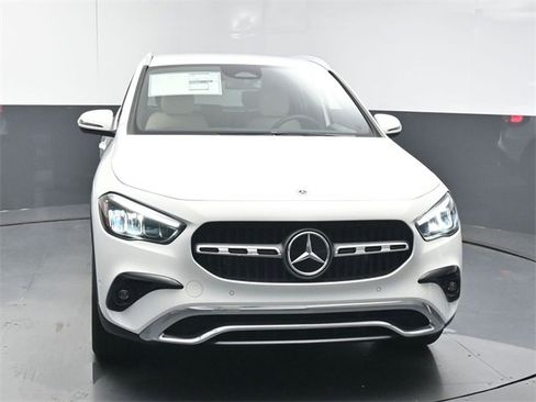 New 2025 Mercedes-Benz GLA 250 image 3