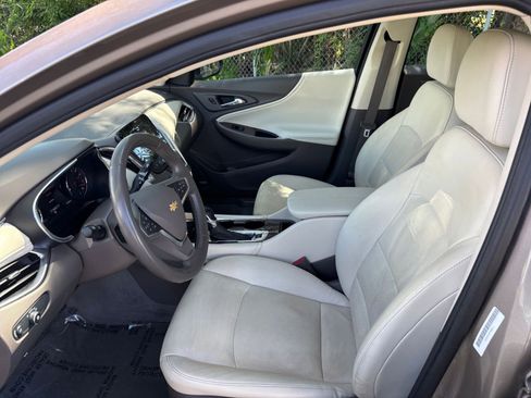 Used 2024 Chevrolet Malibu LT image 27