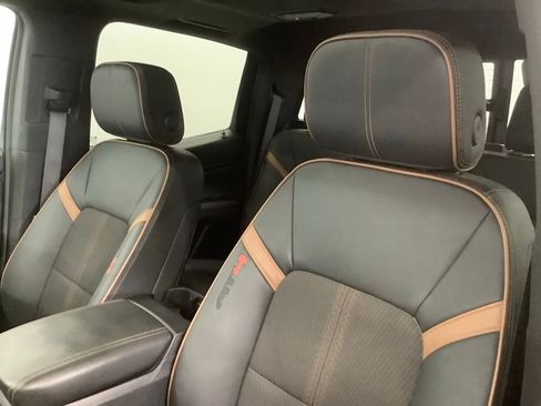 Used 2024 GMC Canyon AT4 w/ Canyon Safety Plus Package AWD/4WD image 12