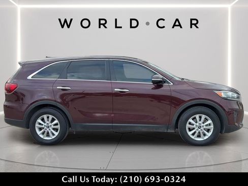 Used 2020 Kia Sorento FWD V6 image 8
