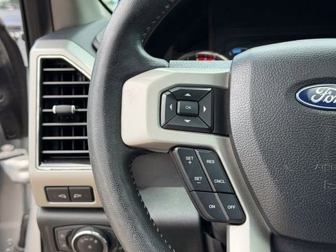 Used 2019 Ford F250 Lariat w/ Lariat Ultimate Package AWD/4WD image 10