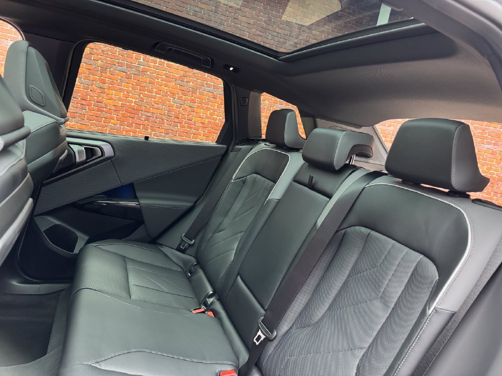 Used 2026 BMW X3 M50 w/ Premium Package AWD/4WD image 25
