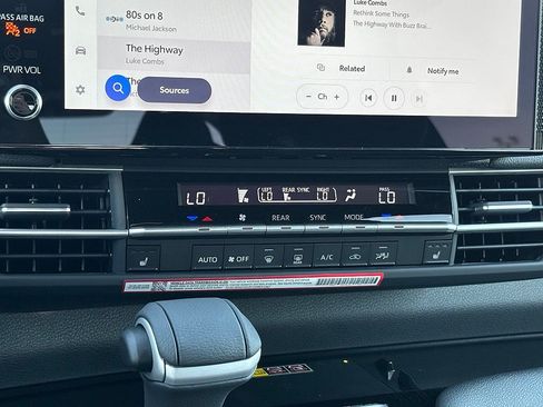 New 2026 Toyota Sienna XLE Woodland Edition AWD/4WD image 24
