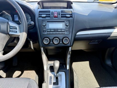 Used 2015 Subaru Forester 2.5i Premium image 30