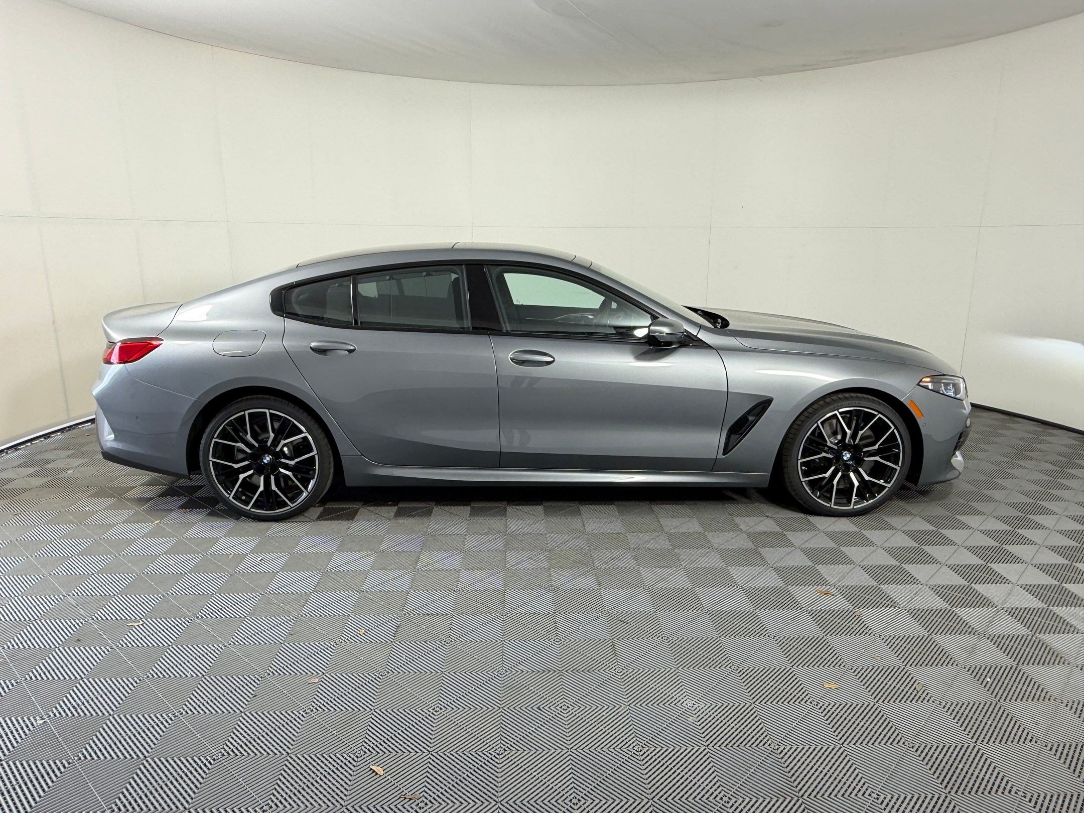 Used 2026 BMW 840i RWD image 8