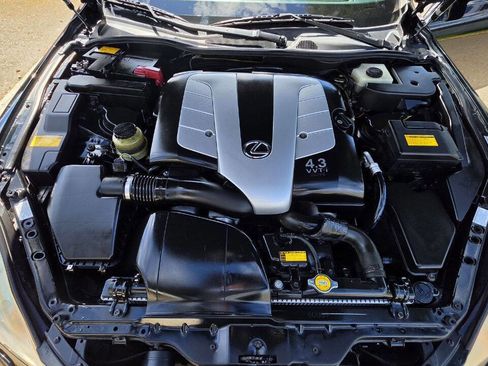 Used 2004 Lexus SC 430 Convertible image 16