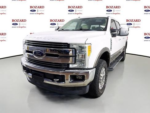 Used 2017 Ford F250 Lariat w/ Lariat Ultimate Package AWD/4WD image 4