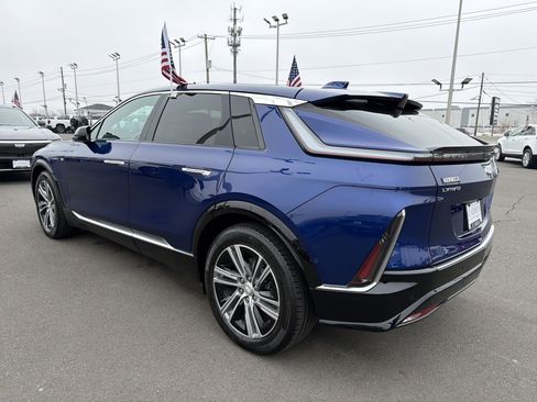 Certified 2024 Cadillac Lyriq Luxury image 8