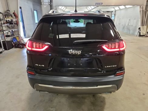 Used 2019 Jeep Cherokee Limited AWD/4WD image 3