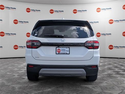 New 2025 Honda Pilot EX-L image 6