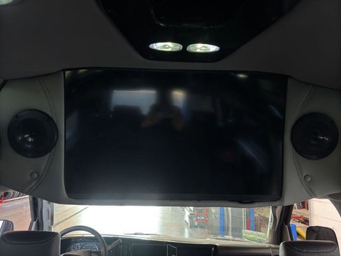 New 2025 GMC Savana 2500 image 37