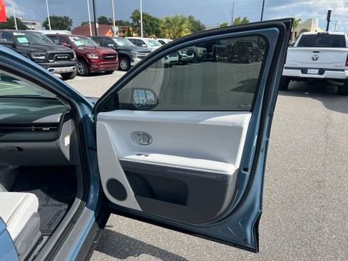 Used 2022 Hyundai Ioniq 5 SEL image 40