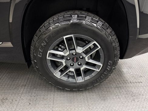 New 2026 GMC Terrain AT4 w/ LPO, Black Badging Package image 11