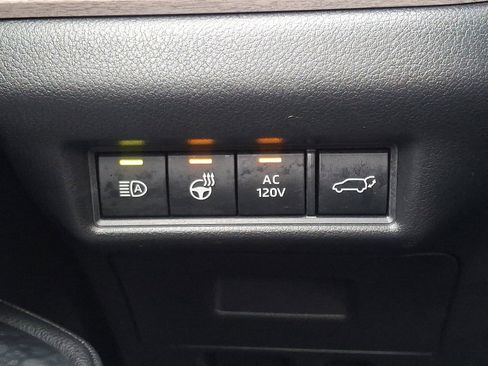 Used 2024 Toyota Grand Highlander Limited image 26