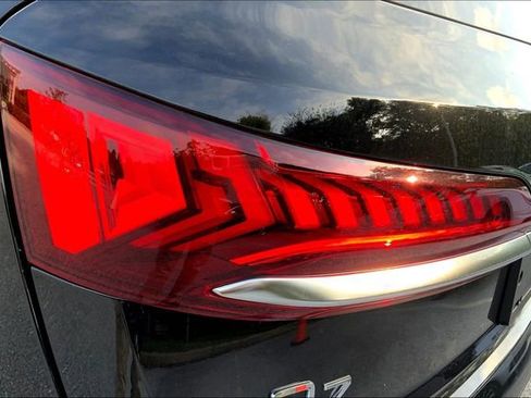 Used 2021 Audi Q7 3.0T Premium Plus image 27