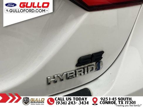 Used 2022 Toyota Camry SE FWD image 30