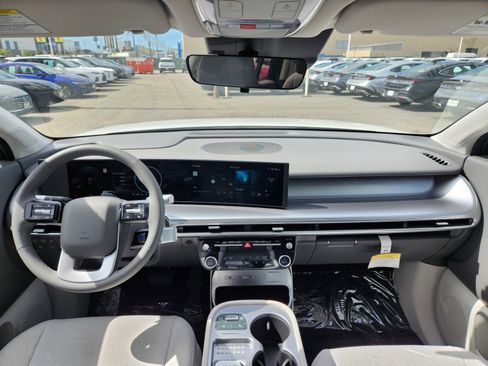 New 2026 Hyundai Ioniq 9 S image 21