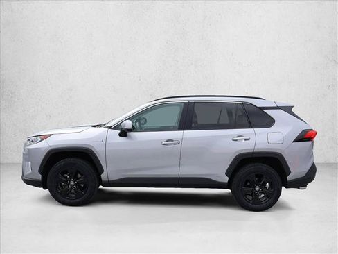 Used 2021 Toyota RAV4 XLE w/ Convenience Package AWD/4WD image 10