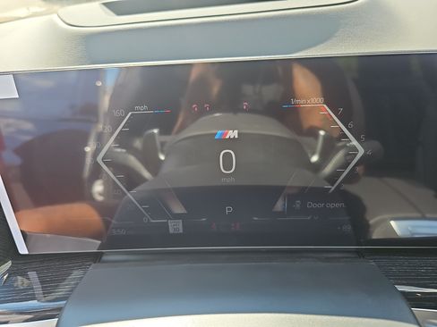 New 2027 BMW X7 xDrive40i w/ M Sport Package AWD/4WD image 19