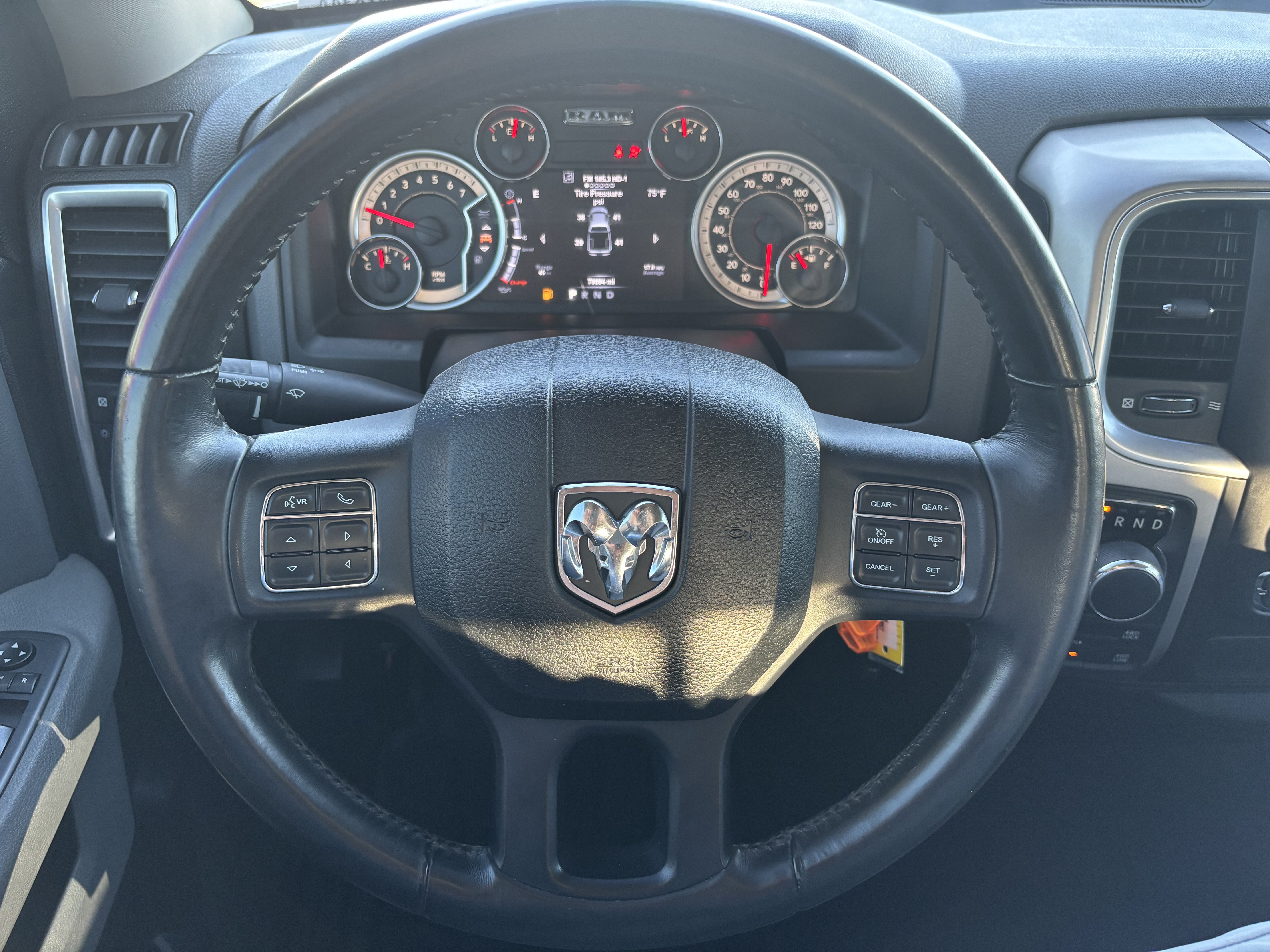 Used 2019 RAM 1500 Classic SLT w/ Luxury Group AWD/4WD image 20