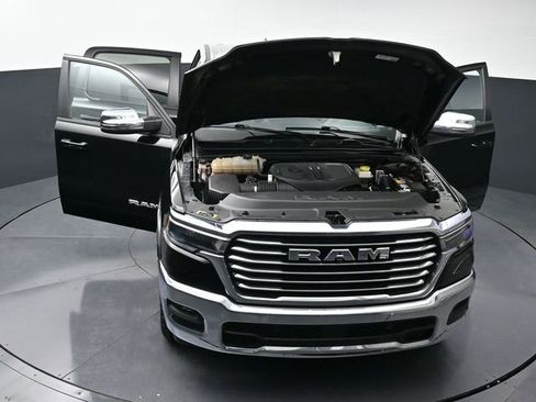 Used 2025 RAM 1500 Laramie image 48