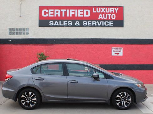 Used 2015 Honda Civic EX image 2